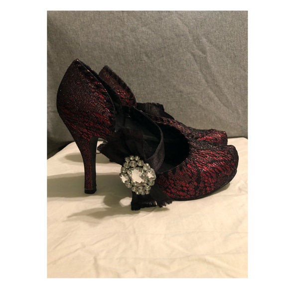 BKE Shoes - Red and Black Lace Heels